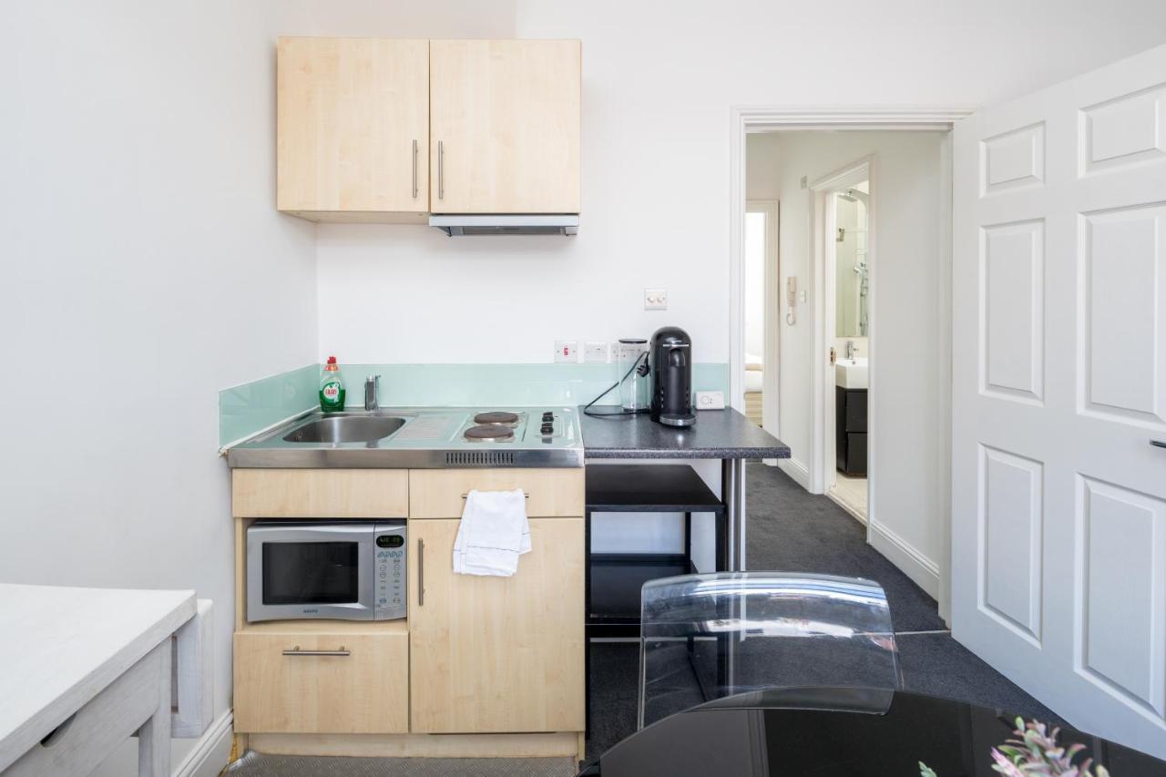 Cosy 1-Bed Flat On King'S Road In Chelsea, West London Apartment Bagian luar foto